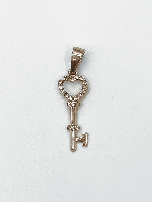 White Gold Heart Key Pendant