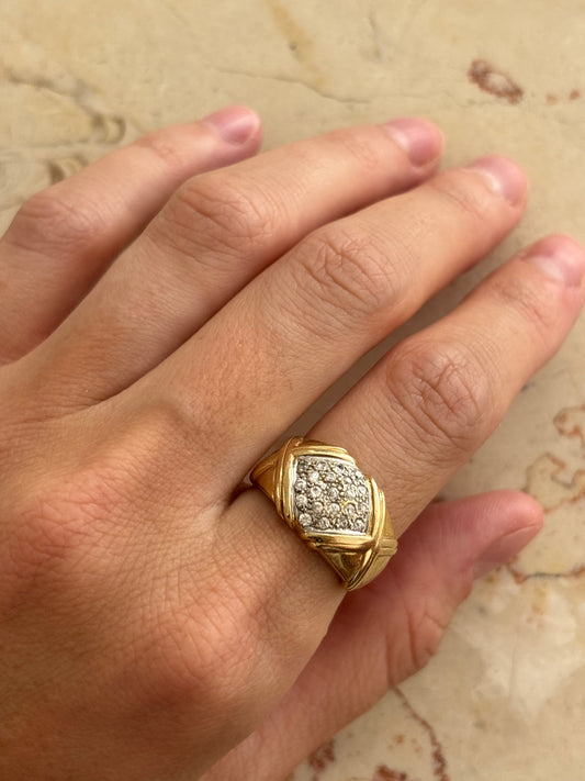 Zircons Vintage Ring